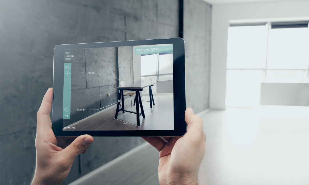 Immersive Experiences and Digital Marketing Strategies